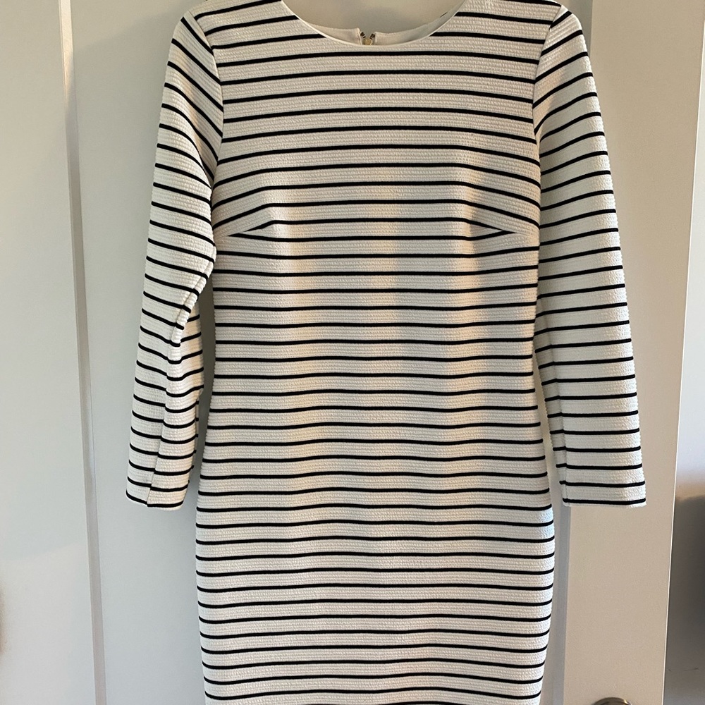 Dynamite Dress Size M